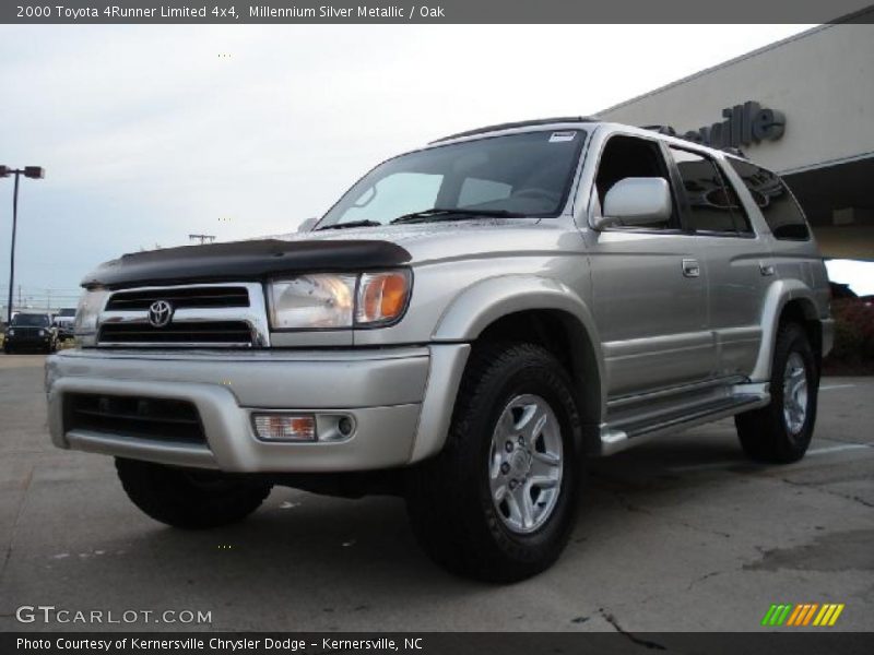 Millennium Silver Metallic / Oak 2000 Toyota 4Runner Limited 4x4