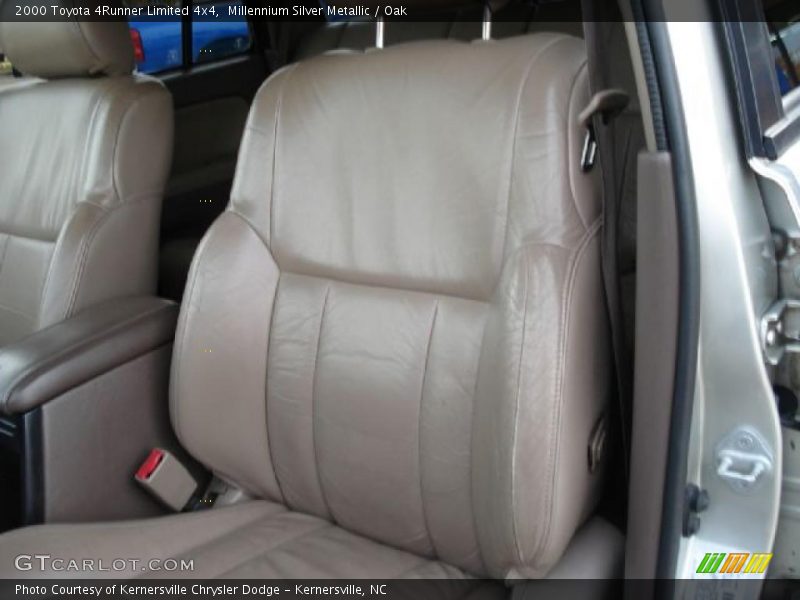 Millennium Silver Metallic / Oak 2000 Toyota 4Runner Limited 4x4