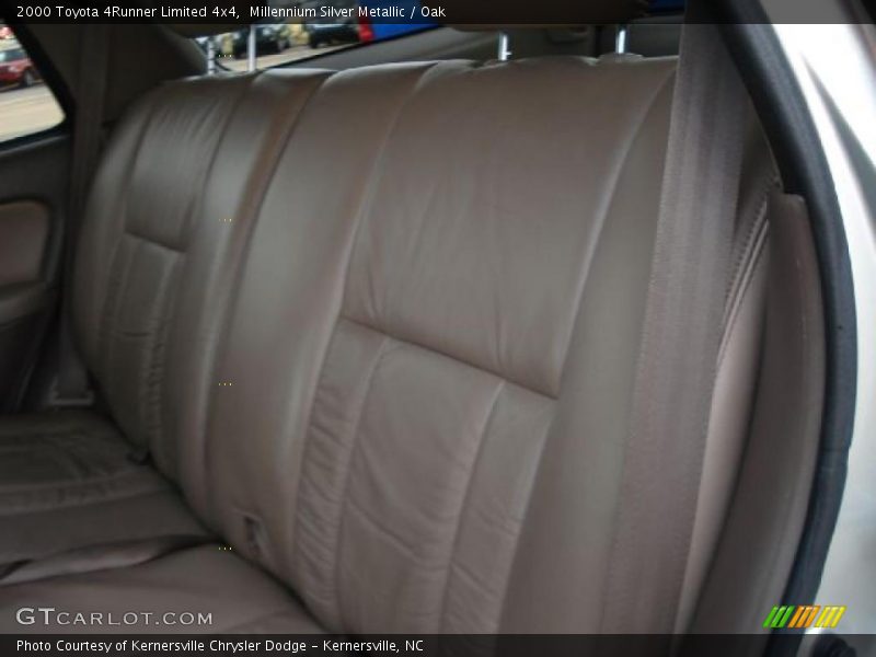 Millennium Silver Metallic / Oak 2000 Toyota 4Runner Limited 4x4