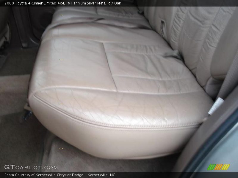 Millennium Silver Metallic / Oak 2000 Toyota 4Runner Limited 4x4