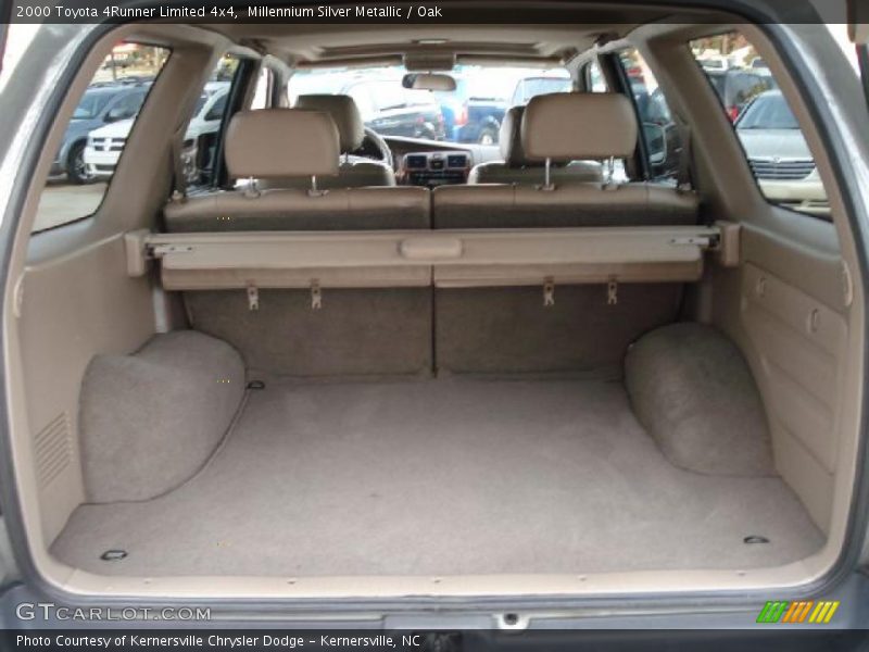 Millennium Silver Metallic / Oak 2000 Toyota 4Runner Limited 4x4