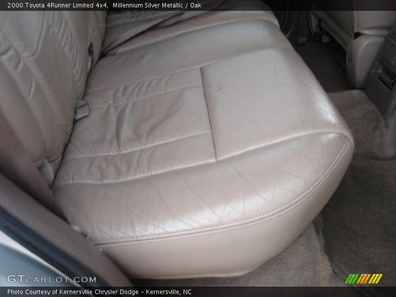 Millennium Silver Metallic / Oak 2000 Toyota 4Runner Limited 4x4