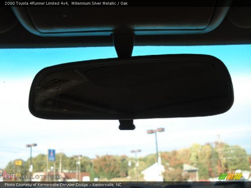 Millennium Silver Metallic / Oak 2000 Toyota 4Runner Limited 4x4