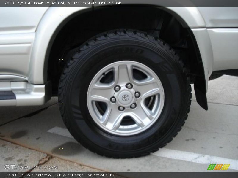 Millennium Silver Metallic / Oak 2000 Toyota 4Runner Limited 4x4