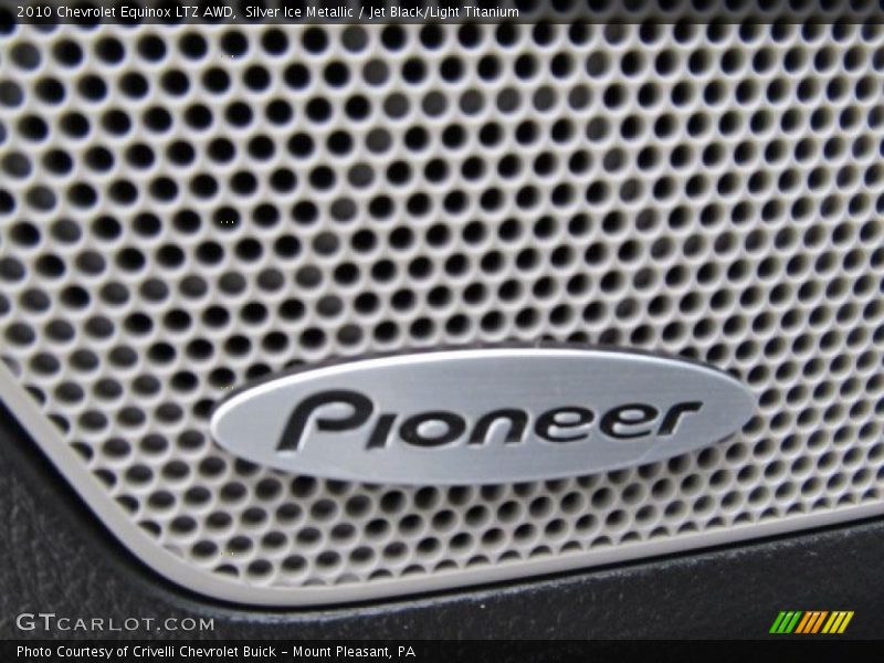 Silver Ice Metallic / Jet Black/Light Titanium 2010 Chevrolet Equinox LTZ AWD