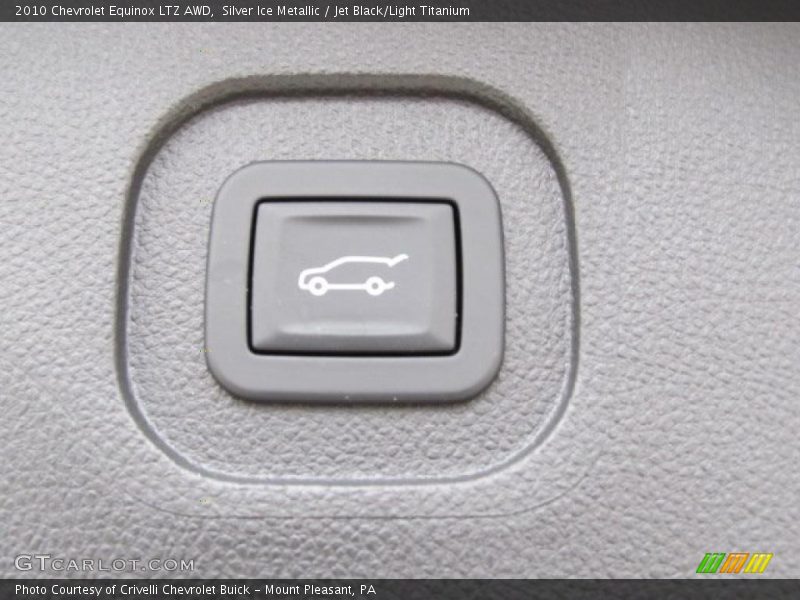 Silver Ice Metallic / Jet Black/Light Titanium 2010 Chevrolet Equinox LTZ AWD
