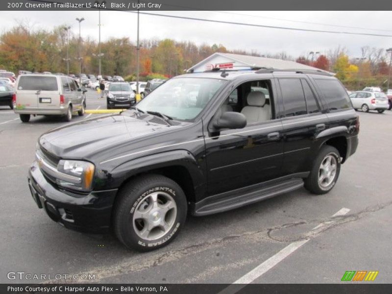 Black / Light Gray 2007 Chevrolet TrailBlazer LS 4x4