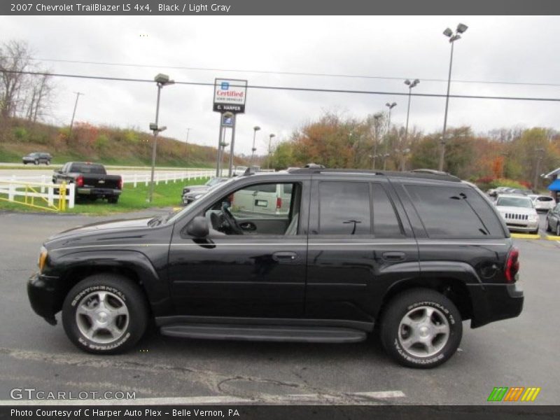 Black / Light Gray 2007 Chevrolet TrailBlazer LS 4x4