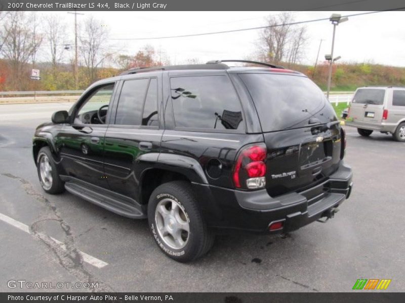 Black / Light Gray 2007 Chevrolet TrailBlazer LS 4x4