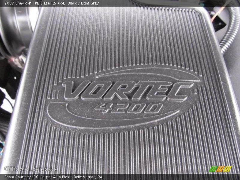 Black / Light Gray 2007 Chevrolet TrailBlazer LS 4x4