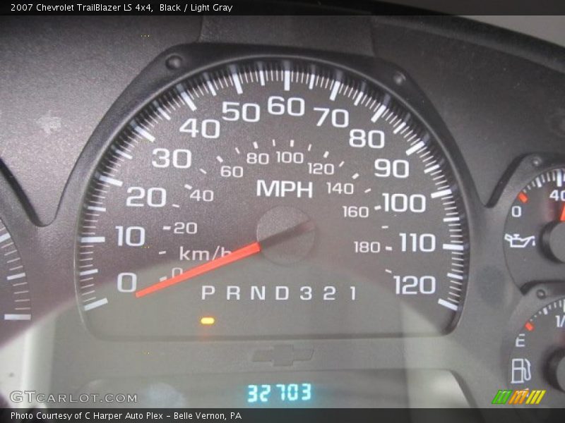 Black / Light Gray 2007 Chevrolet TrailBlazer LS 4x4