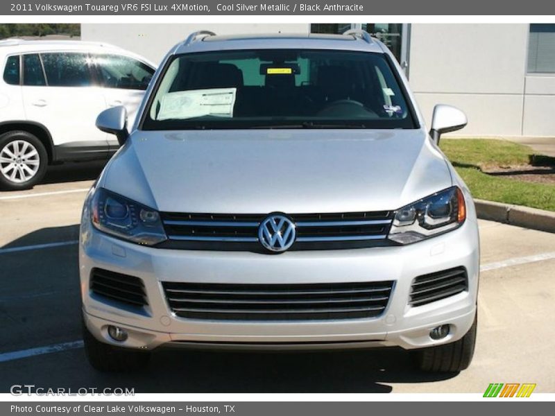 Cool Silver Metallic / Black Anthracite 2011 Volkswagen Touareg VR6 FSI Lux 4XMotion