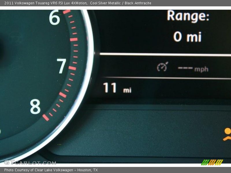 Cool Silver Metallic / Black Anthracite 2011 Volkswagen Touareg VR6 FSI Lux 4XMotion