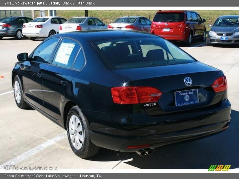 Black / Titan Black 2011 Volkswagen Jetta S Sedan