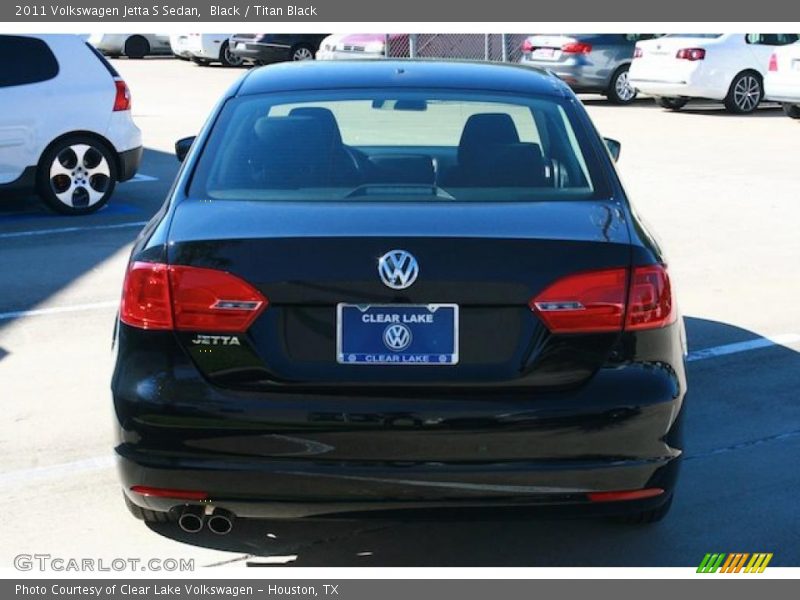 Black / Titan Black 2011 Volkswagen Jetta S Sedan