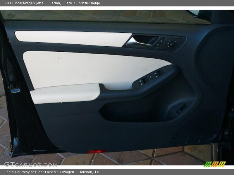 Black / Cornsilk Beige 2011 Volkswagen Jetta SE Sedan