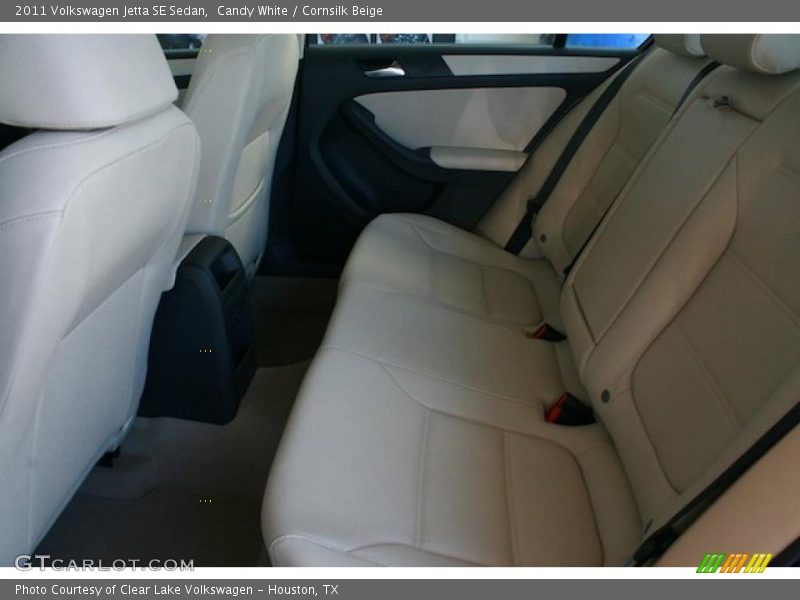 Candy White / Cornsilk Beige 2011 Volkswagen Jetta SE Sedan