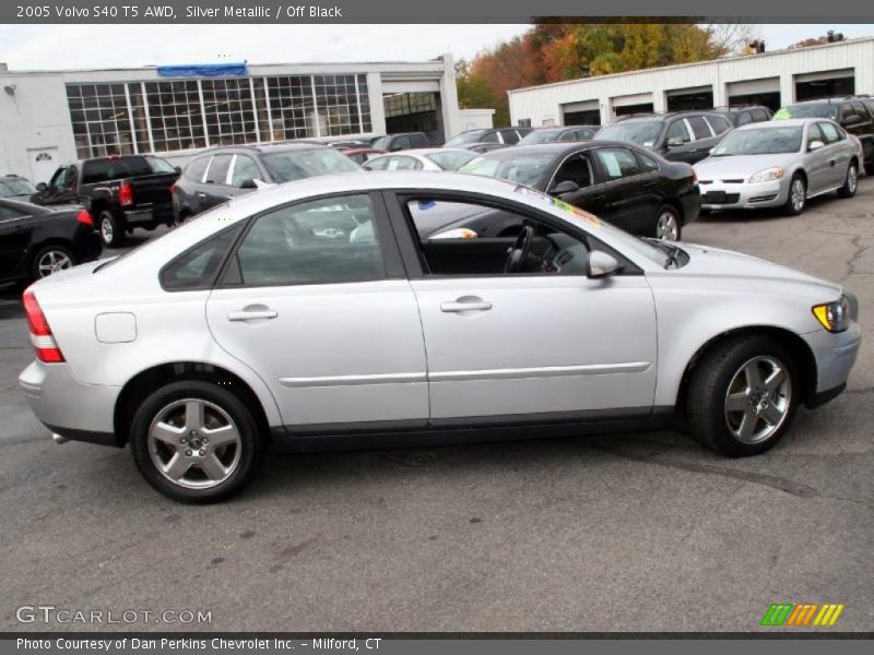 Silver Metallic / Off Black 2005 Volvo S40 T5 AWD
