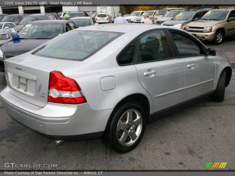 Silver Metallic / Off Black 2005 Volvo S40 T5 AWD