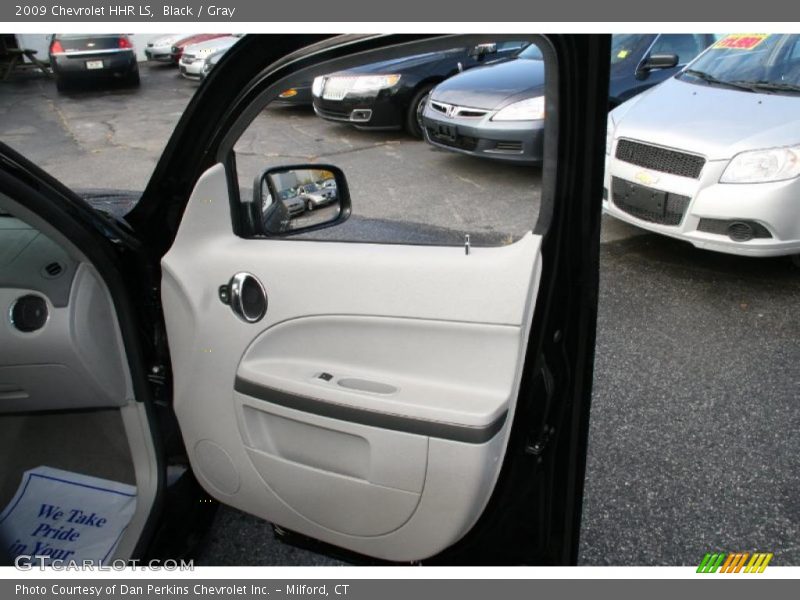 Door Panel of 2009 HHR LS