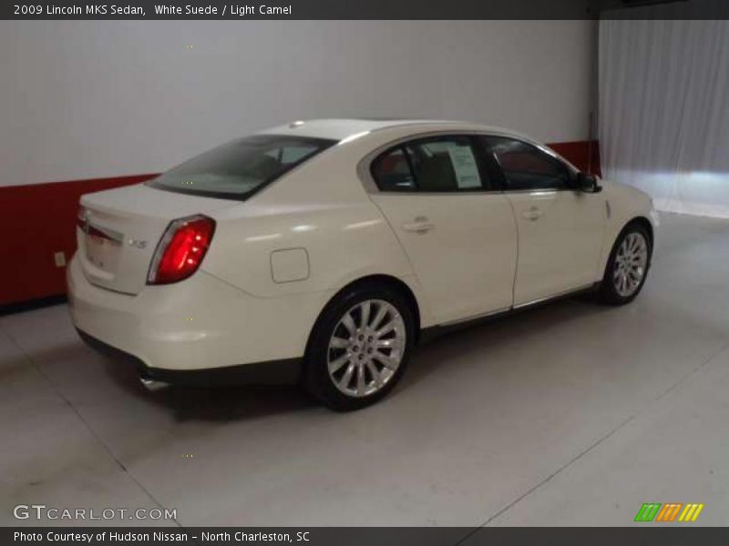 White Suede / Light Camel 2009 Lincoln MKS Sedan
