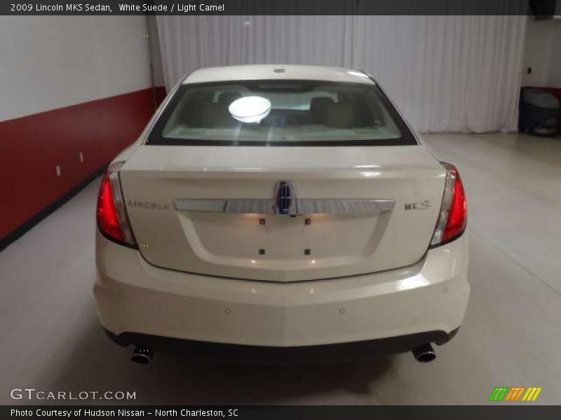 White Suede / Light Camel 2009 Lincoln MKS Sedan