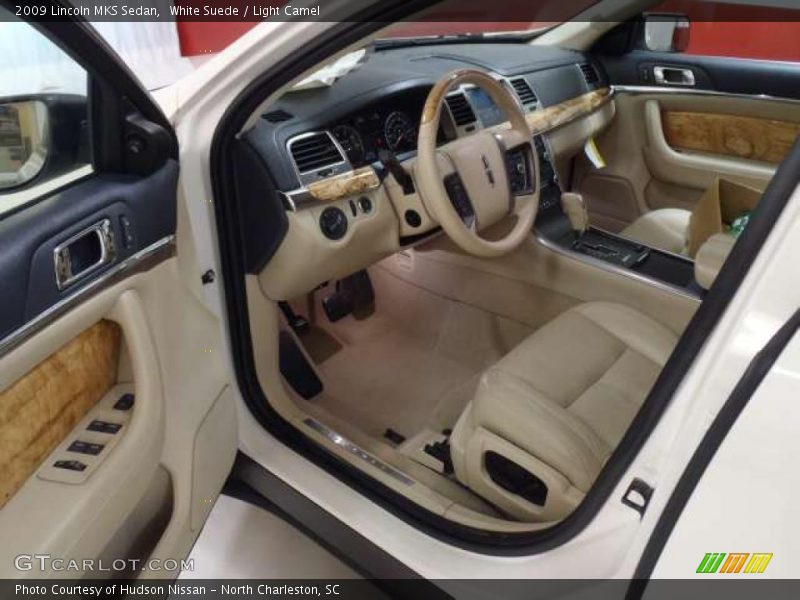 White Suede / Light Camel 2009 Lincoln MKS Sedan