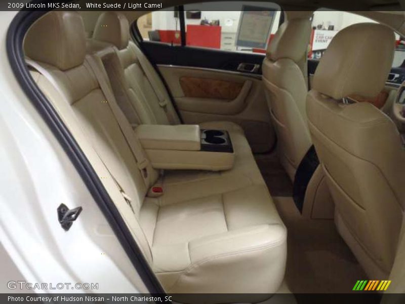 White Suede / Light Camel 2009 Lincoln MKS Sedan