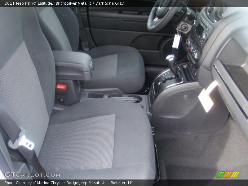  2011 Patriot Latitude Dark Slate Gray Interior