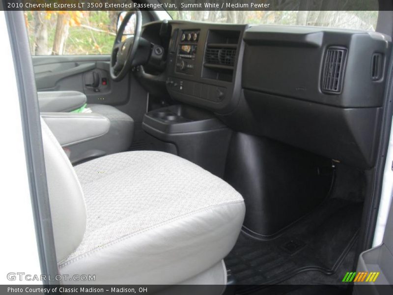 Dashboard of 2010 Express LT 3500 Extended Passenger Van