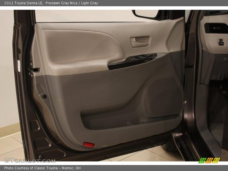 Predawn Gray Mica / Light Gray 2011 Toyota Sienna LE