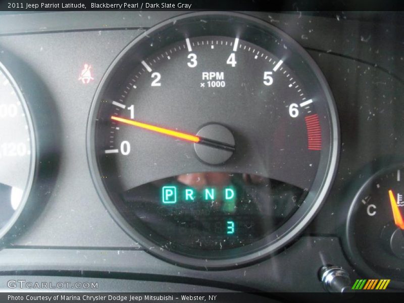Blackberry Pearl / Dark Slate Gray 2011 Jeep Patriot Latitude