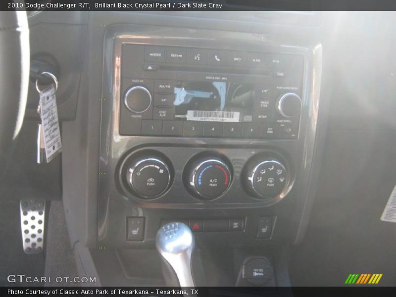 Brilliant Black Crystal Pearl / Dark Slate Gray 2010 Dodge Challenger R/T