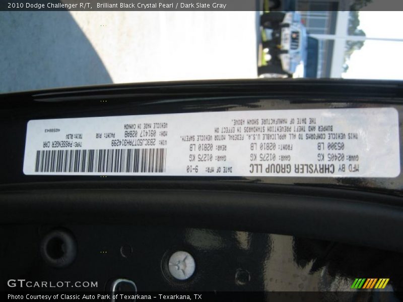 Brilliant Black Crystal Pearl / Dark Slate Gray 2010 Dodge Challenger R/T