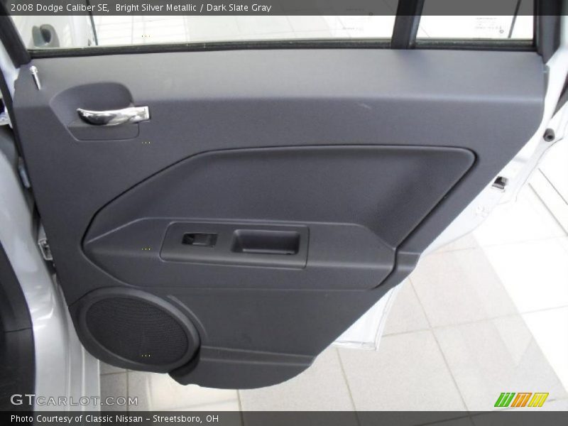 Bright Silver Metallic / Dark Slate Gray 2008 Dodge Caliber SE