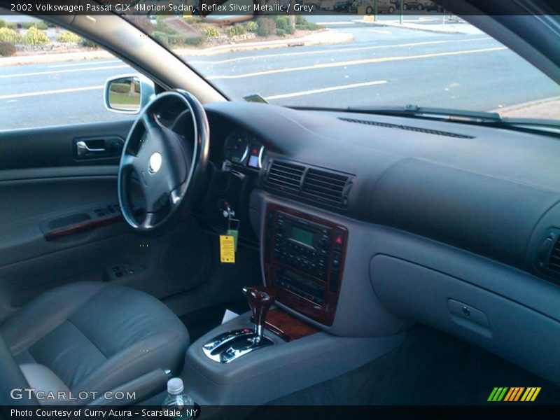 Reflex Silver Metallic / Grey 2002 Volkswagen Passat GLX 4Motion Sedan