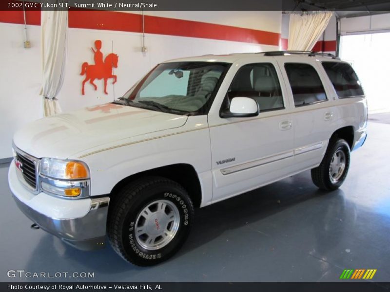 Summit White / Neutral/Shale 2002 GMC Yukon SLT