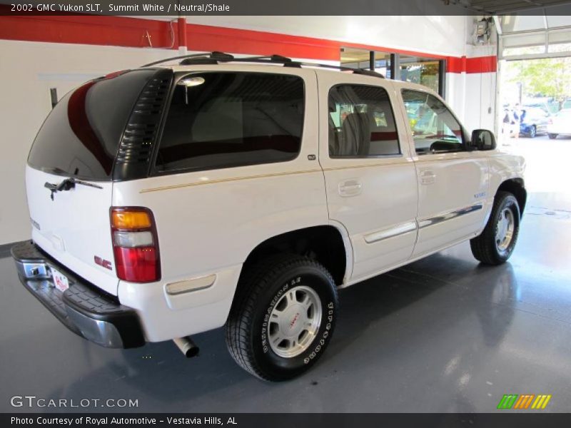 Summit White / Neutral/Shale 2002 GMC Yukon SLT