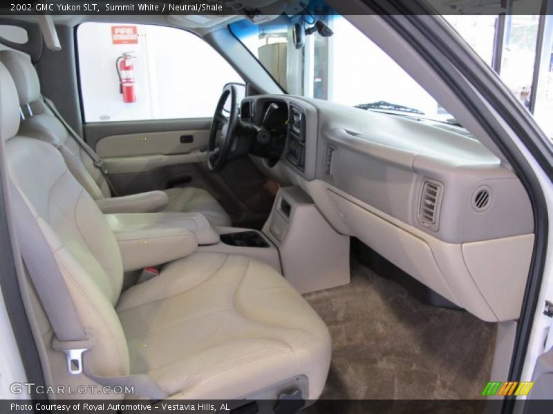  2002 Yukon SLT Neutral/Shale Interior