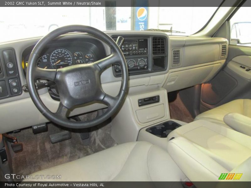  2002 Yukon SLT Neutral/Shale Interior