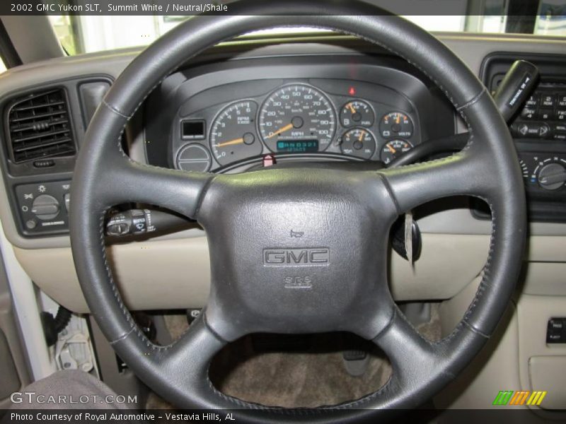Summit White / Neutral/Shale 2002 GMC Yukon SLT