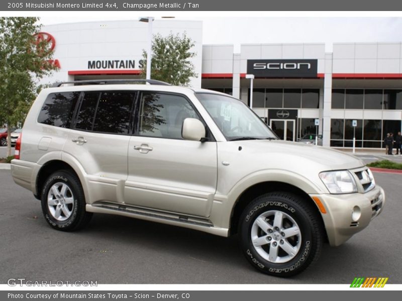 Champagne Metallic / Tan 2005 Mitsubishi Montero Limited 4x4