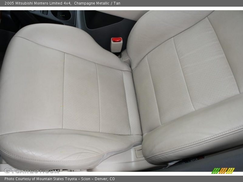 Champagne Metallic / Tan 2005 Mitsubishi Montero Limited 4x4