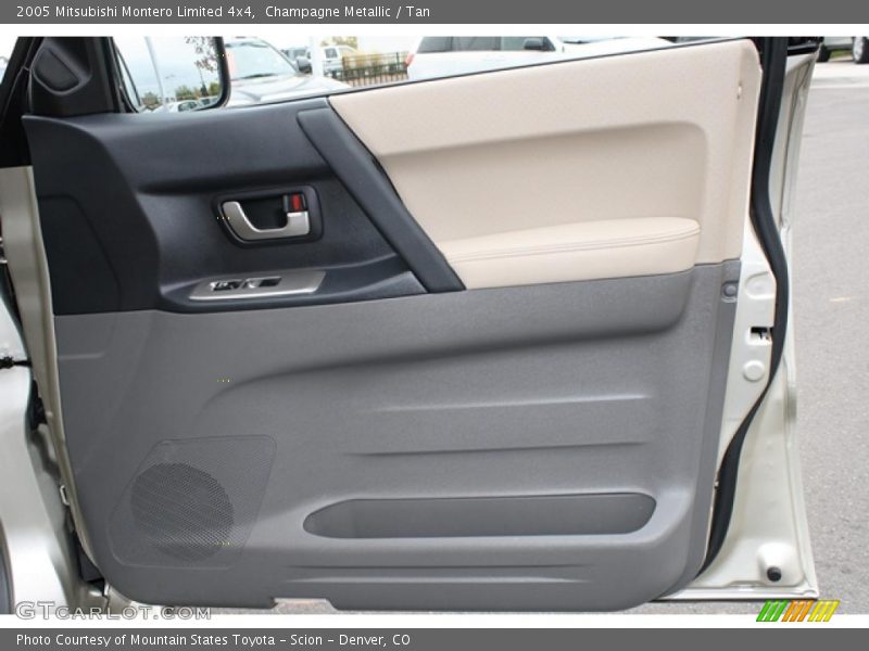 Champagne Metallic / Tan 2005 Mitsubishi Montero Limited 4x4