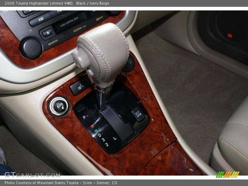 Black / Ivory Beige 2006 Toyota Highlander Limited 4WD