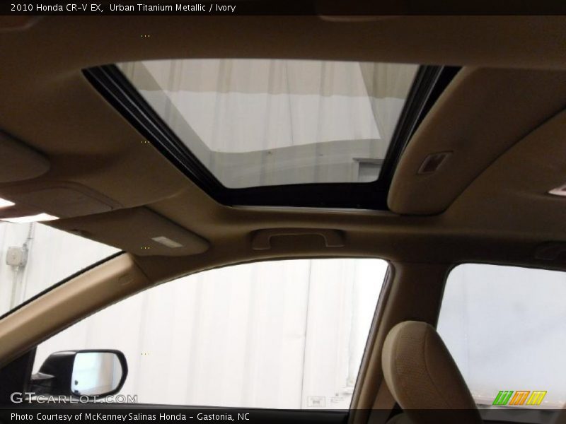 Urban Titanium Metallic / Ivory 2010 Honda CR-V EX