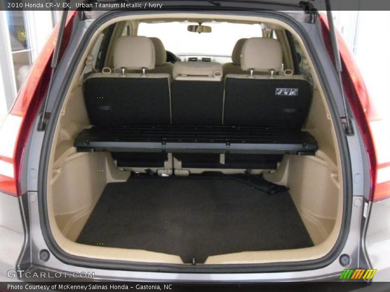 2010 CR-V EX Trunk