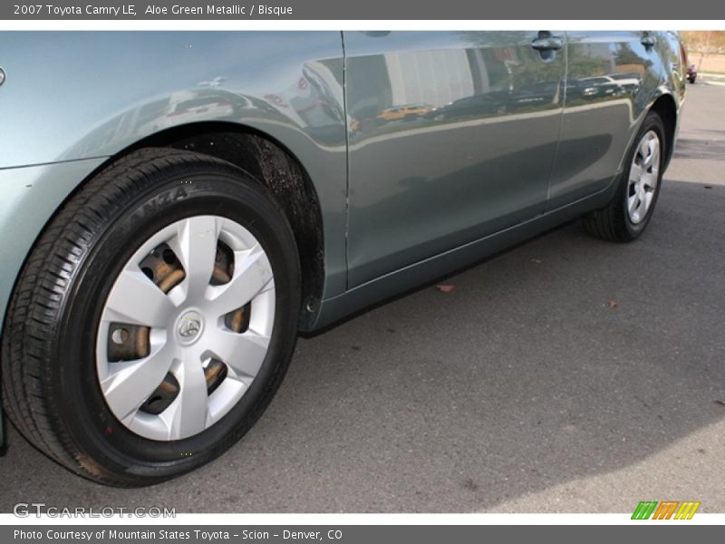 Aloe Green Metallic / Bisque 2007 Toyota Camry LE