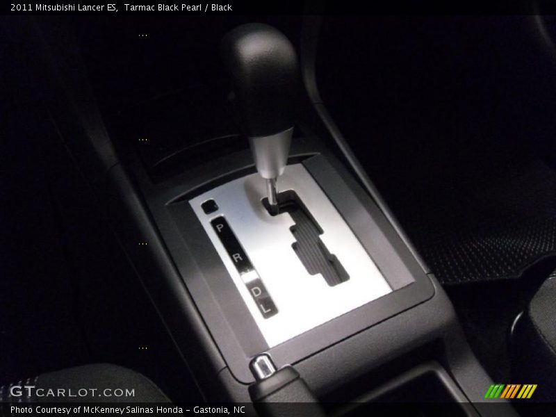 Tarmac Black Pearl / Black 2011 Mitsubishi Lancer ES
