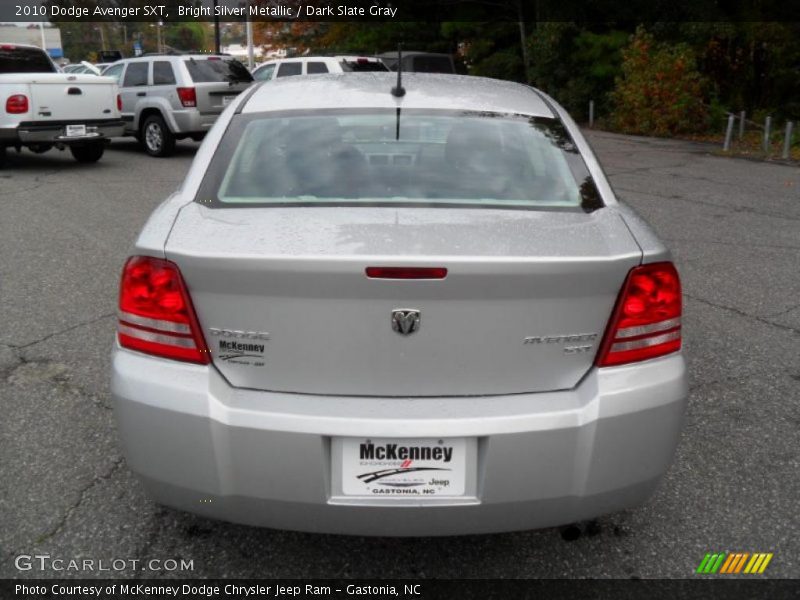 Bright Silver Metallic / Dark Slate Gray 2010 Dodge Avenger SXT